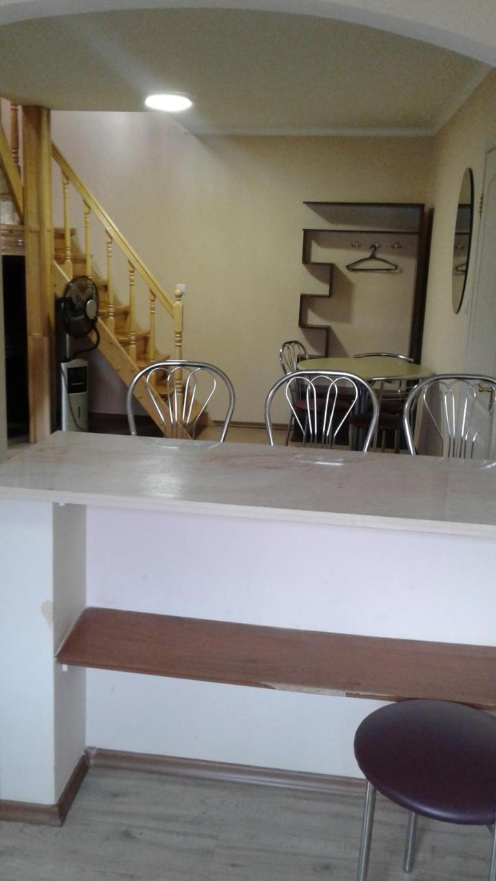 Ріточка Apartment แบรฮอฟ ภายนอก รูปภาพ